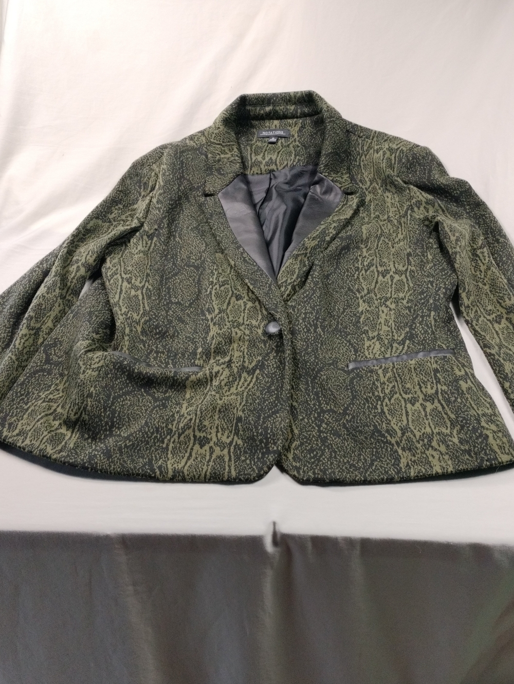 Notations Olive Green Snake-Print Blazer Size XL